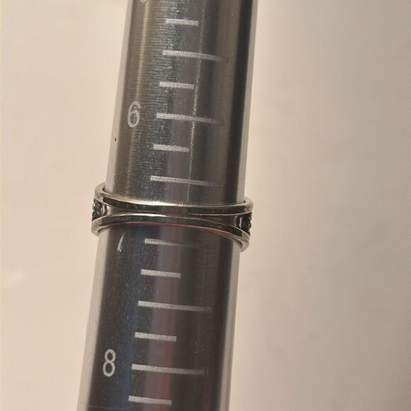 Vintage Baltic Amber Oval Ring in Ornate Silver Tone Setting - Picture 4 of 4